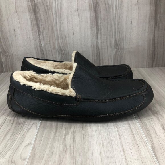 Ugg Slippers Mens 12EEE Ascot Dark Brown Leather Slip On Shoes - Picture 1 of 13